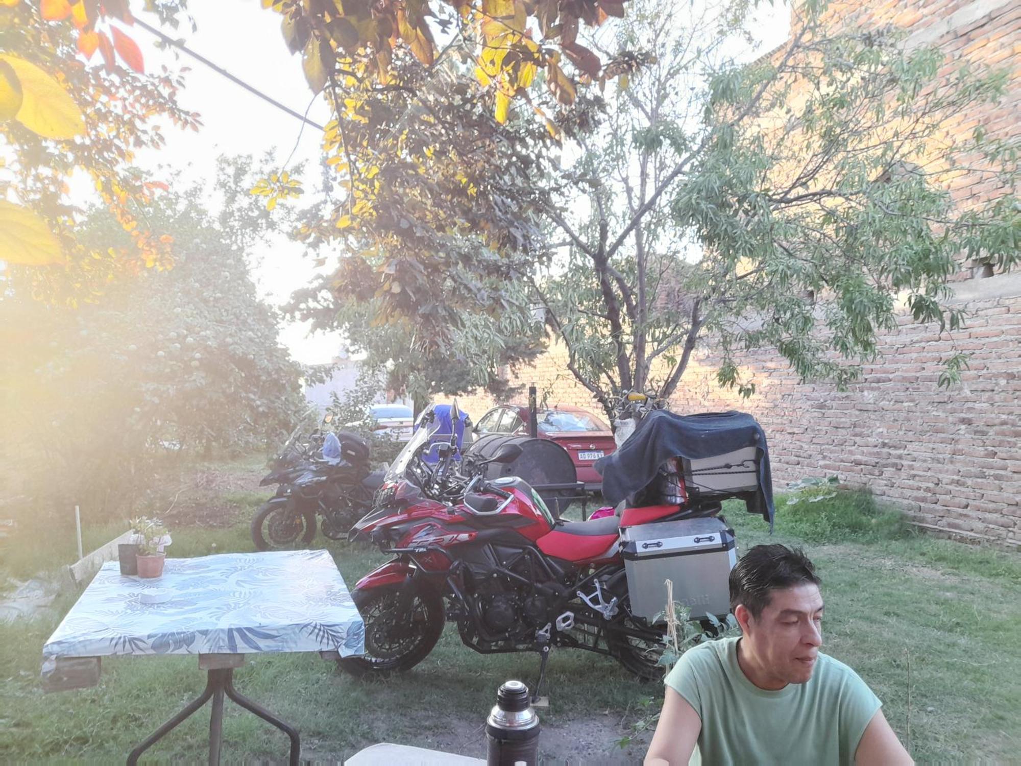Hostel La Casa Del Patio Bb Bahía Blanca エクステリア 写真